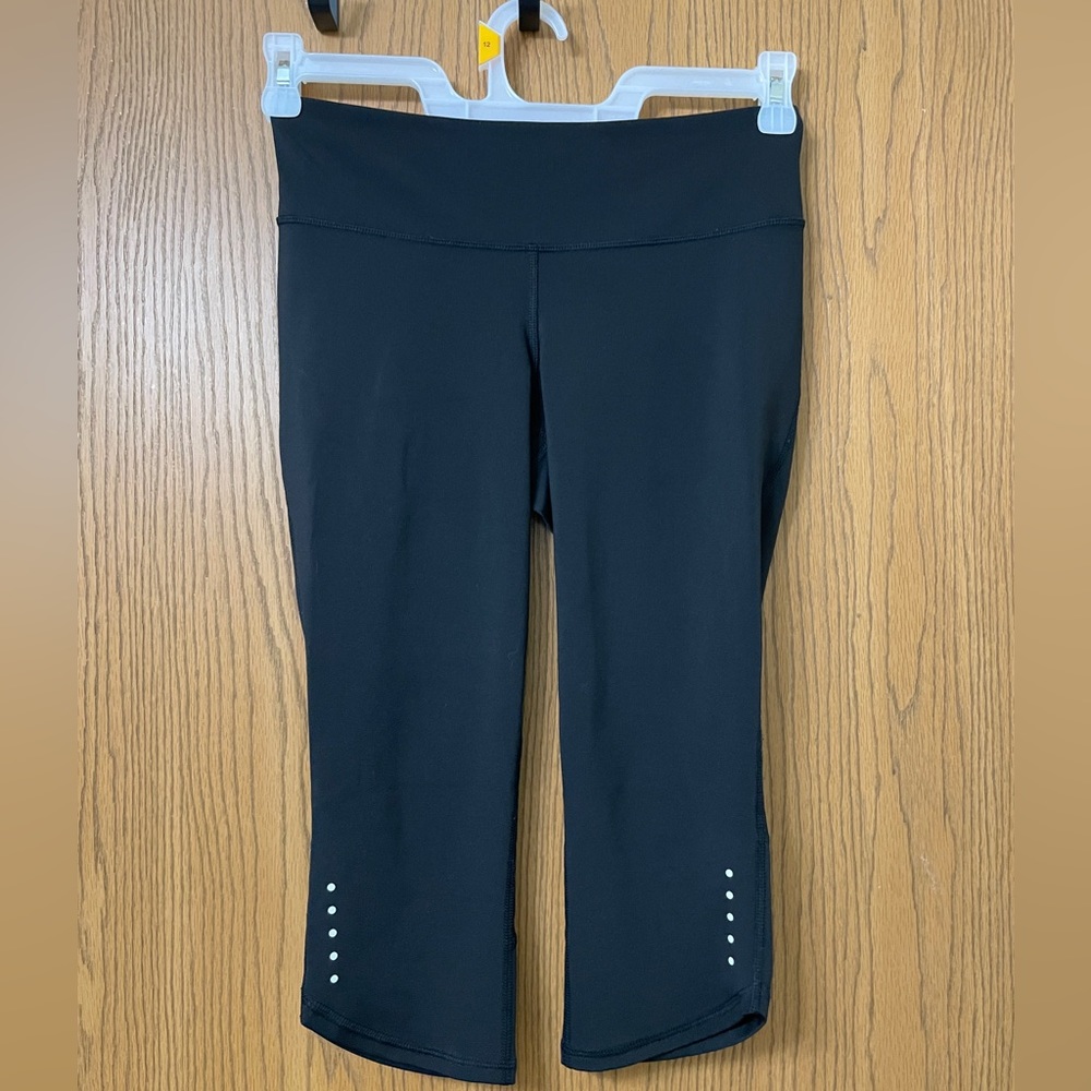 Old Navy Active Go Dry Crop Leggings size Medium Petite